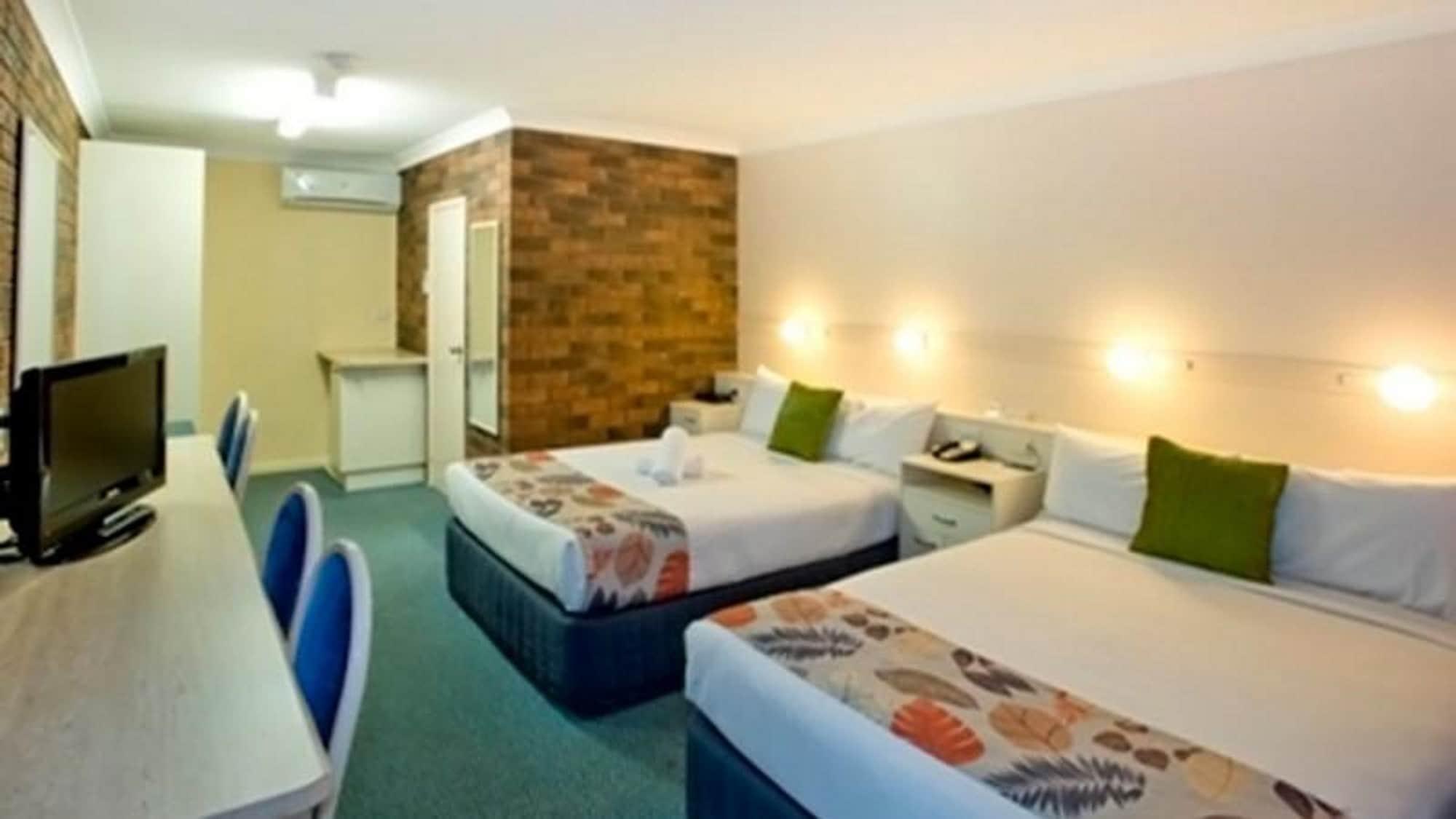 Best Western Parkside Motor Inn Coffs Harbour Exterior photo